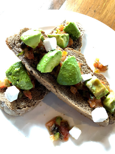 Comentarii opinii despre The Red Beanbag