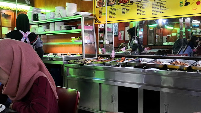 Restoran Yusri Tomyam