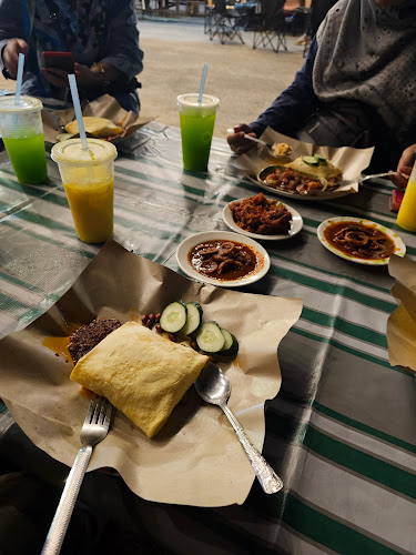 Nasi Lemak Balut - Melaka