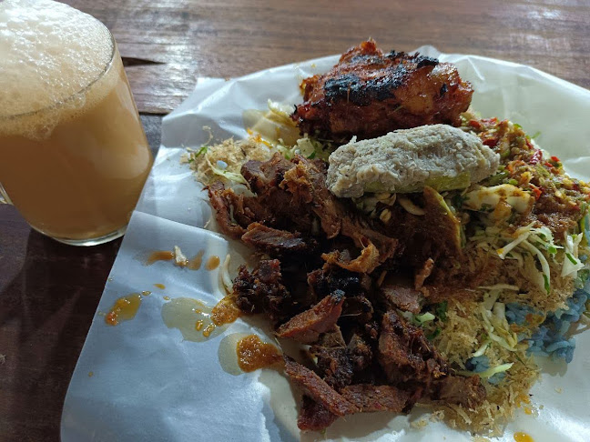 Comentarii opinii despre Fauzi Nasi Kerabu @ Suerasa Nasi Kerabu