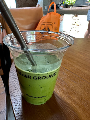 Higher Ground - Gastronomi dan perhotelan