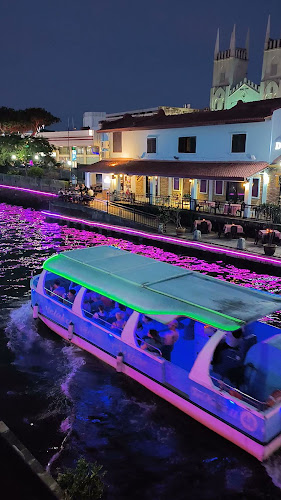 90 Riverside Cafe - Gastronomi dan perhotelan