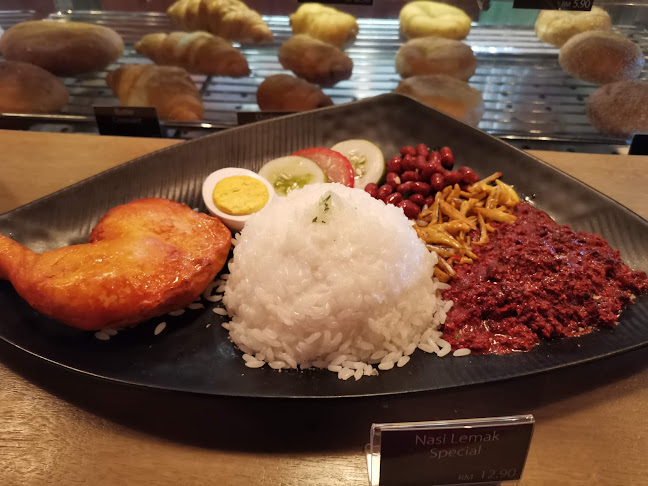 Kami disini - Gastronomi dan perhotelan
