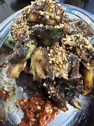 Lock Ann - Gastronomi dan perhotelan