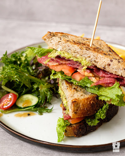 O’Coffee Club Atelier @ Books Kinokuniya, KLCC - Gastronomi dan perhotelan