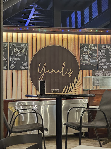 Yanalis Club & Cafe Puteri Harbour - Iskandar Puteri