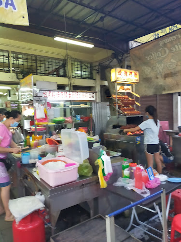 Air Hitam Night Market - Gastronomi dan perhotelan