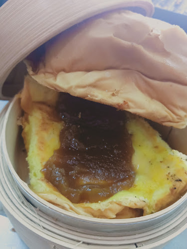 Comentarii opinii despre Mee Kari Meru