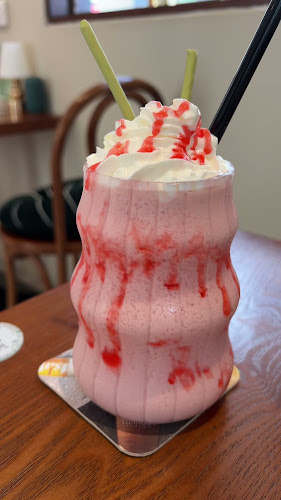 Opinii despre The Palm Cafe & Bistro în Tanjung Tokong - Gastronomi dan perhotelan