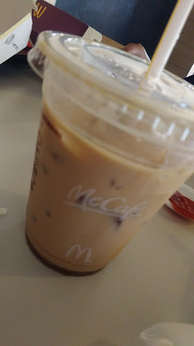 McDonald's Meru Raya DT - Gastronomi dan perhotelan