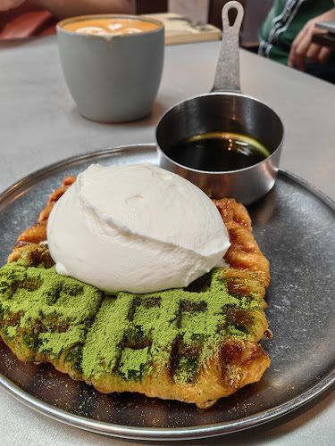 Opinii despre Tomo Tomo Café (Subang Parc) în Subang Jaya - Gastronomi dan perhotelan