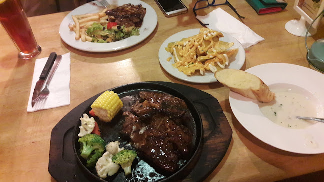 The Cave Restaurant - Gastronomi dan perhotelan