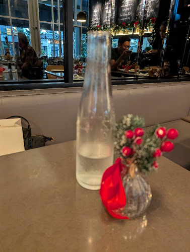 Osteria Gamberoni - Gastronomi dan perhotelan