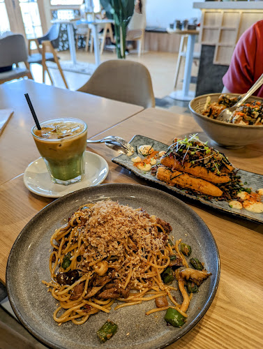 The Moment Cafe 瞬 · 咖啡館