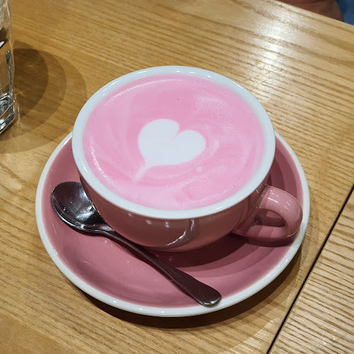 T Three Coffee, Sibu, Sarawak. - Gastronomi dan perhotelan