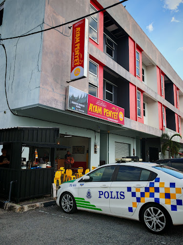 RUMAH MAKAN AYAM PENYET SAMBAL MIMPI DORA MJ