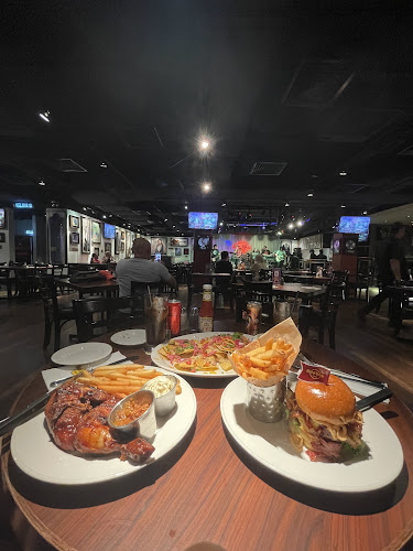 Hard Rock Cafe - Gastronomi dan perhotelan