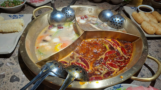 Xiao Long Kan Hotpot 小龙坎老火锅 - George Town