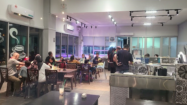 Opinii despre Pari King《formerly known as Temerloh ABC Ikan Bakar》 în Temerloh - Gastronomi dan perhotelan