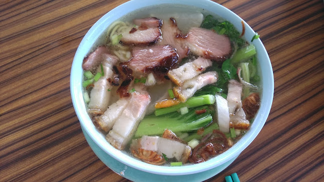 Comentarii opinii despre Kedai Kopi New Wah Hong Restaurant