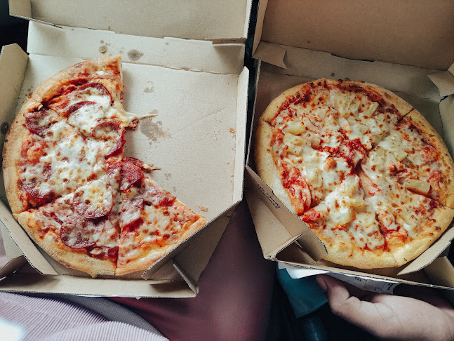 Domino's Pizza Kuala Ibai - Gastronomi dan perhotelan