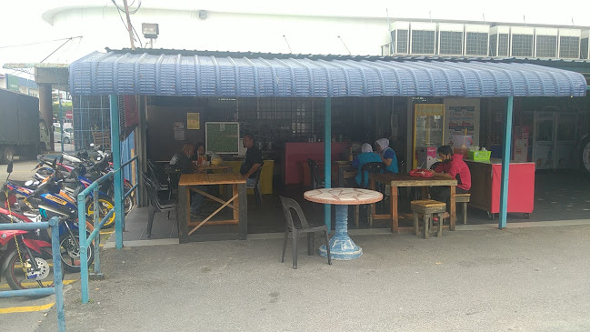 Kedai makan ayahanda bob manjung