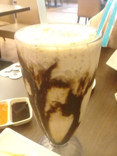 BTC Bistro Inanam - Gastronomi dan perhotelan