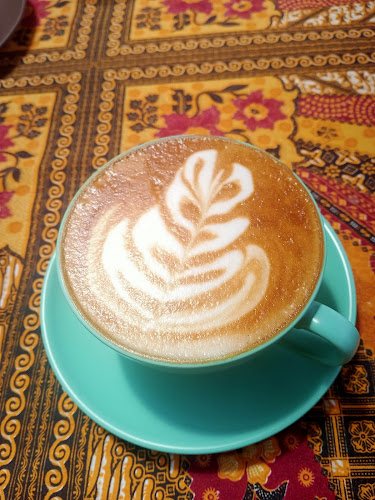 Opinii despre Aurora Coffee House în Kuala Dungun - Gastronomi dan perhotelan