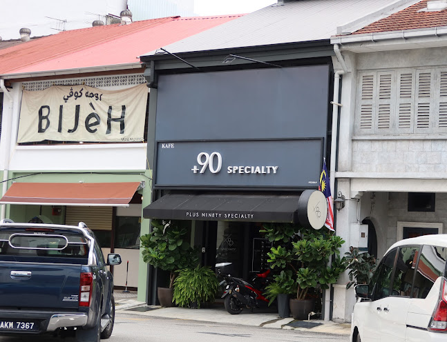 71, Jalan Barrack, 34000 Taiping, Perak