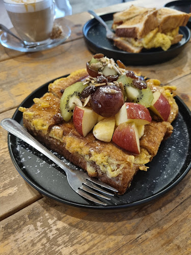 Comentarii opinii despre October Coffee Roasters