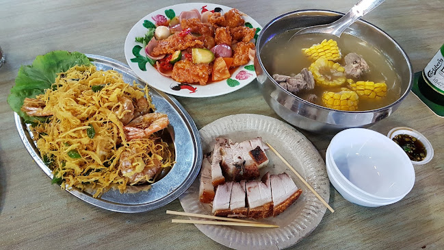 Opinii despre The Jetty Food Court în George Town - Gastronomi dan perhotelan