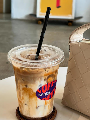 PBUY Store & DRINKÄ Coffee - Gastronomi dan perhotelan