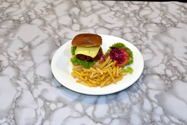 Comentarii opinii despre i Cafe