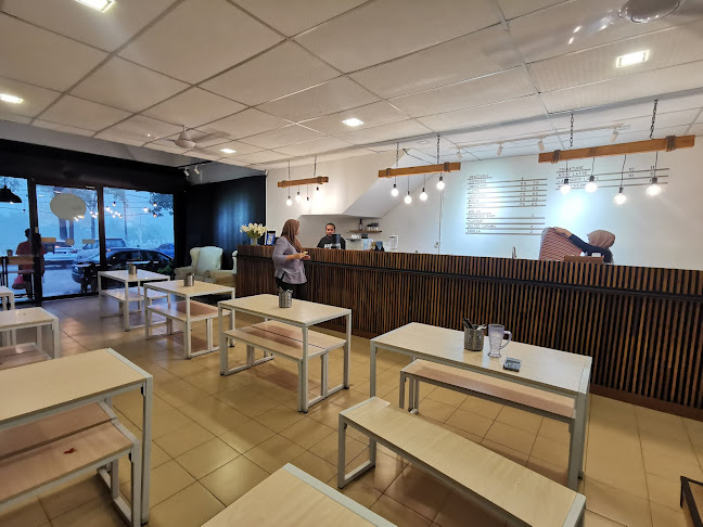 Opinii despre Bajet Kiut în Pusing - Gastronomi dan perhotelan