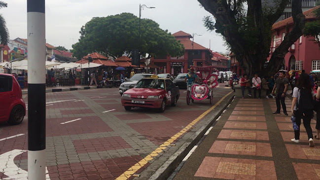 15 & 17, Lorong Hang Jebat, 75200 Melaka