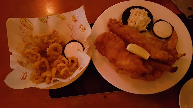 Opinii despre The Shamrock Irish Bar în Kota Kinabalu - Gastronomi dan perhotelan