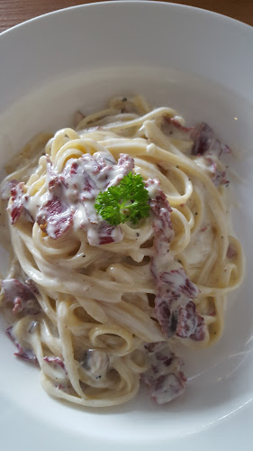 Comentarii opinii despre One Serambi Cafe