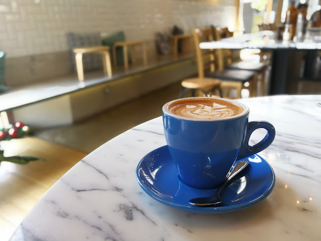 Breakfast Thieves APW Bangsar - Gastronomi dan perhotelan