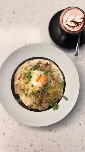 Comentarii opinii despre The Portal Cafe