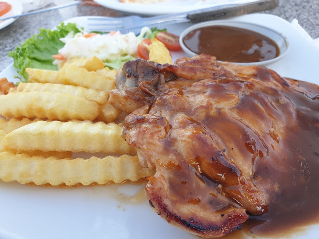 Lepak Luu Food Court