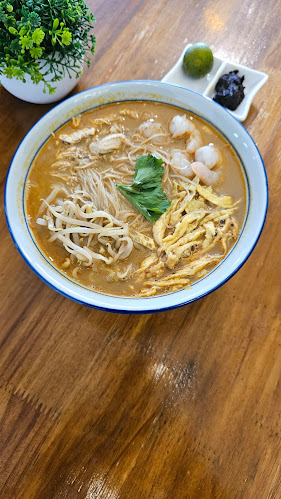 Comentarii opinii despre Feed Me Restaurants PLT