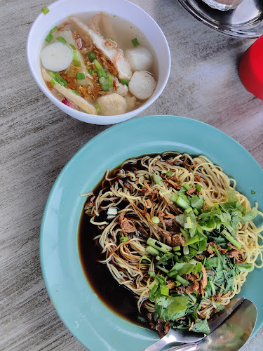 Opinii despre Yong Mee Kari în Batu Gajah - Gastronomi dan perhotelan