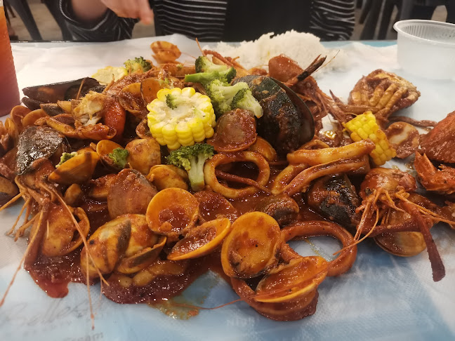 TAKIR SHELLOUT - Gastronomi dan perhotelan