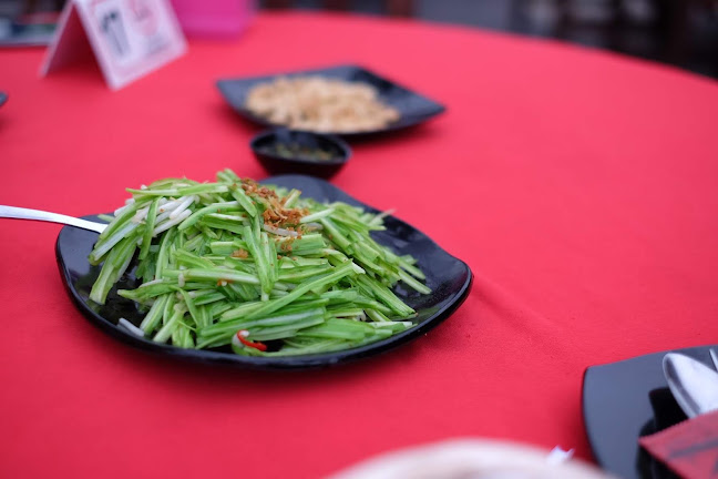 Oriental Seafood Restaurant - Gastronomi dan perhotelan