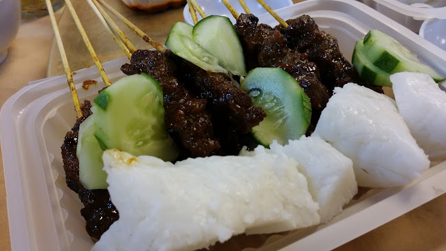 Lala Chong Kayu Ara Seafood Restaurant - Gastronomi dan perhotelan