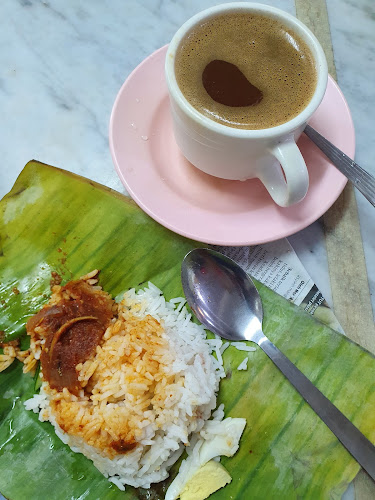 Comentarii opinii despre Chop Kheng Bee Kopisan Kedai Gomok 瓊美咖啡店