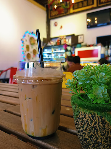 BeansWork_SuperheroCafe - Gastronomi dan perhotelan