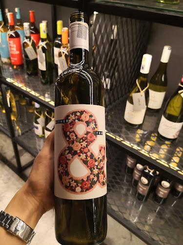 Bottle Haus - Gastronomi dan perhotelan