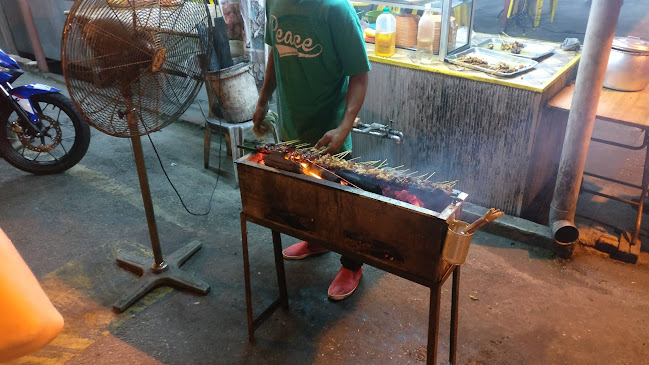 Din Satay Kampung Baru Kuala Lumpur - Gastronomi dan perhotelan