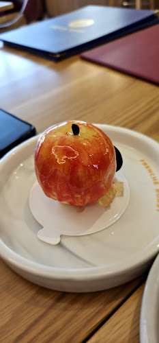 Frenche Roast Cafe (Molek) - Gastronomi dan perhotelan